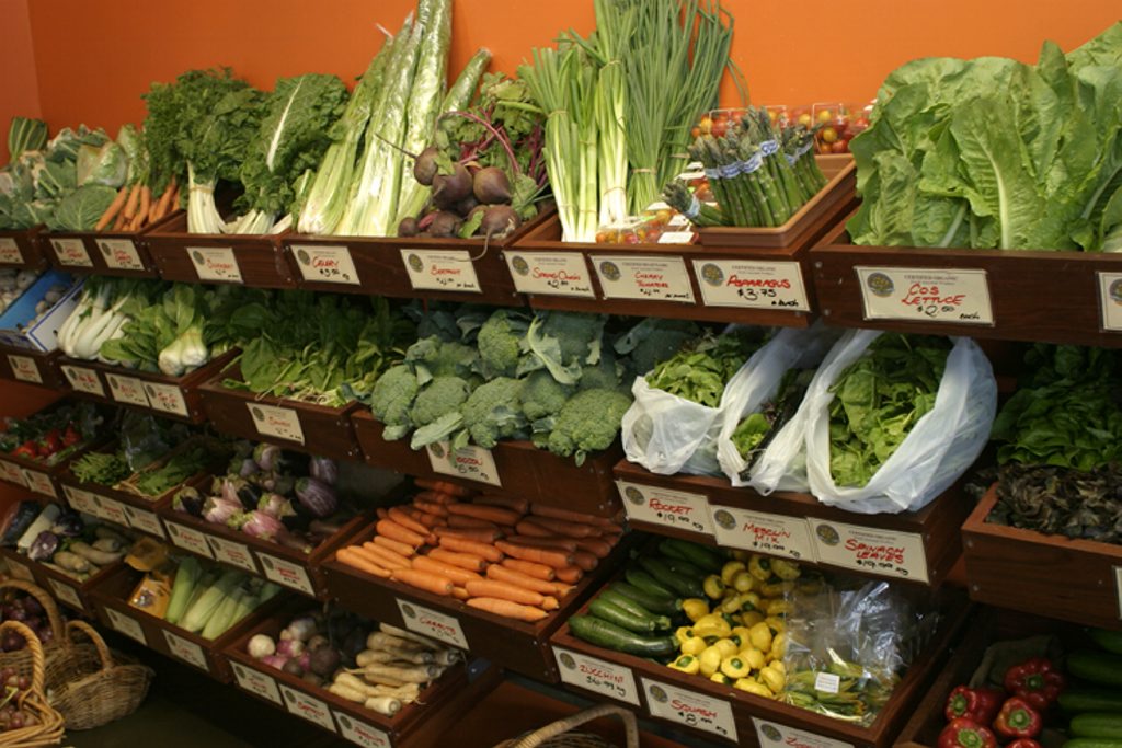 Those participants who ate more fresh fruit and vegetables, and more grains other than wheat and rice, had better health outcomes overall. Those participants who ate more fresh fruit and vegetables, and more grains other than wheat and rice, had better health outcomes overall.